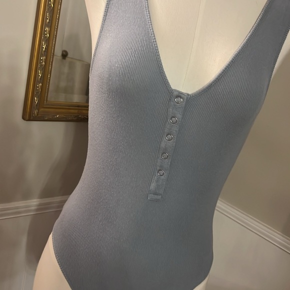 Maison t Gray bodysuit. Medium. Excellent used condition. - Picture 2 of 10
